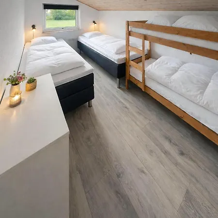 Nyaraló In With Sauna *